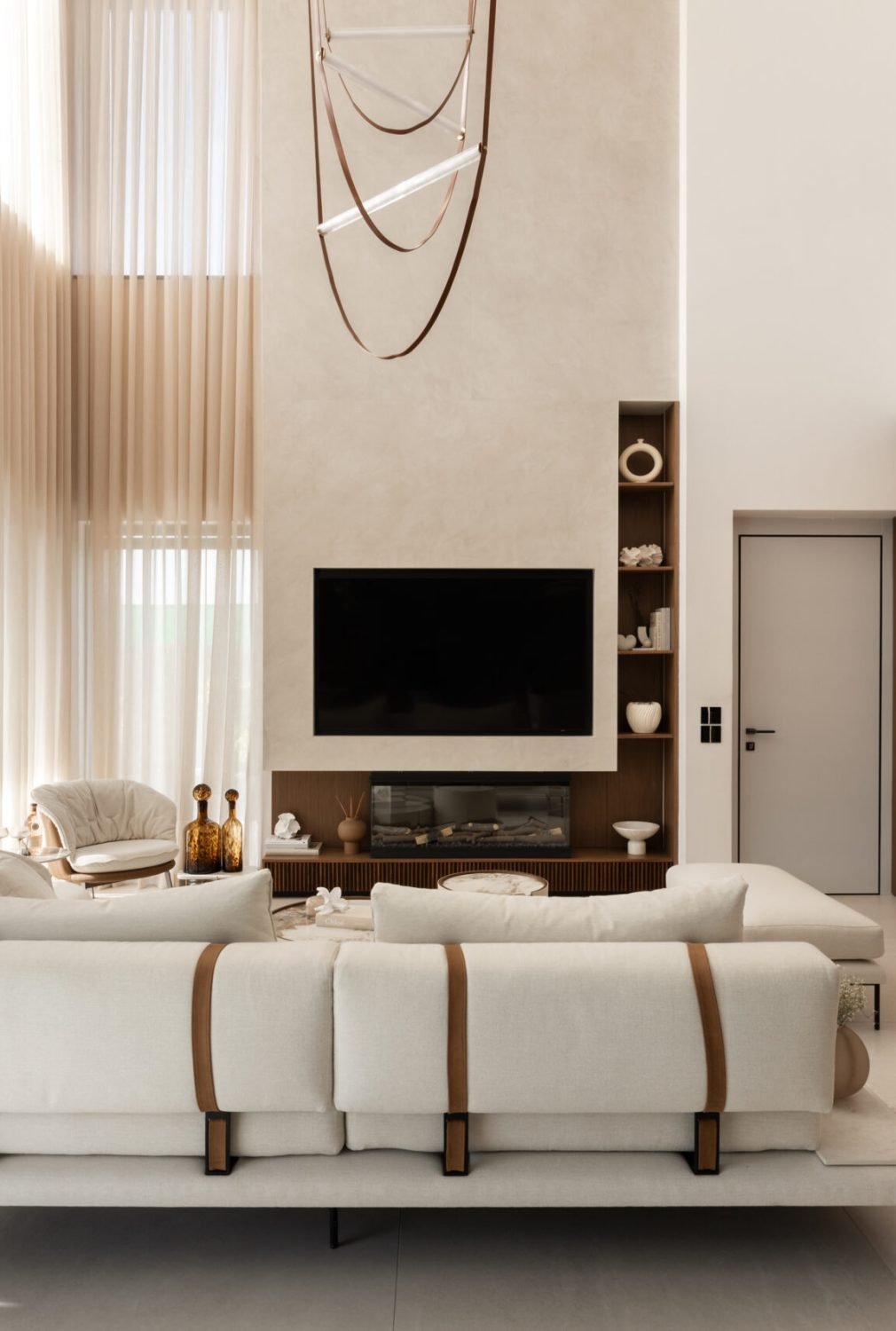 SHIRAN PILOSOF_MERHAVIA-1