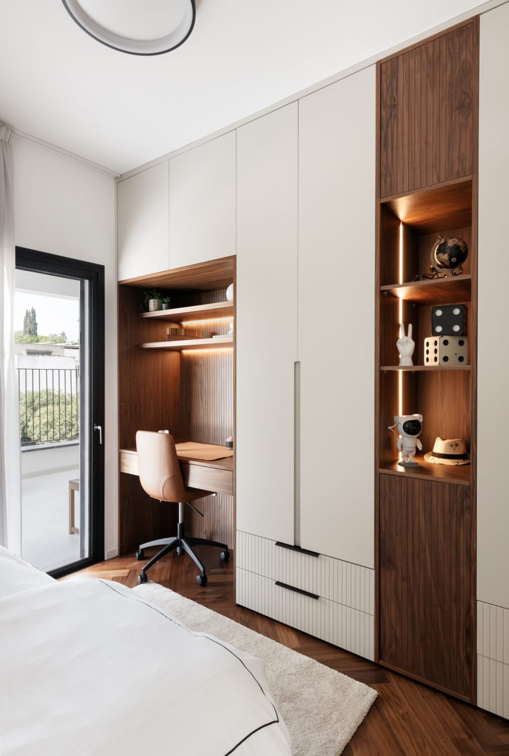 SHIRAN PILOSOF_MERHAVIA-30