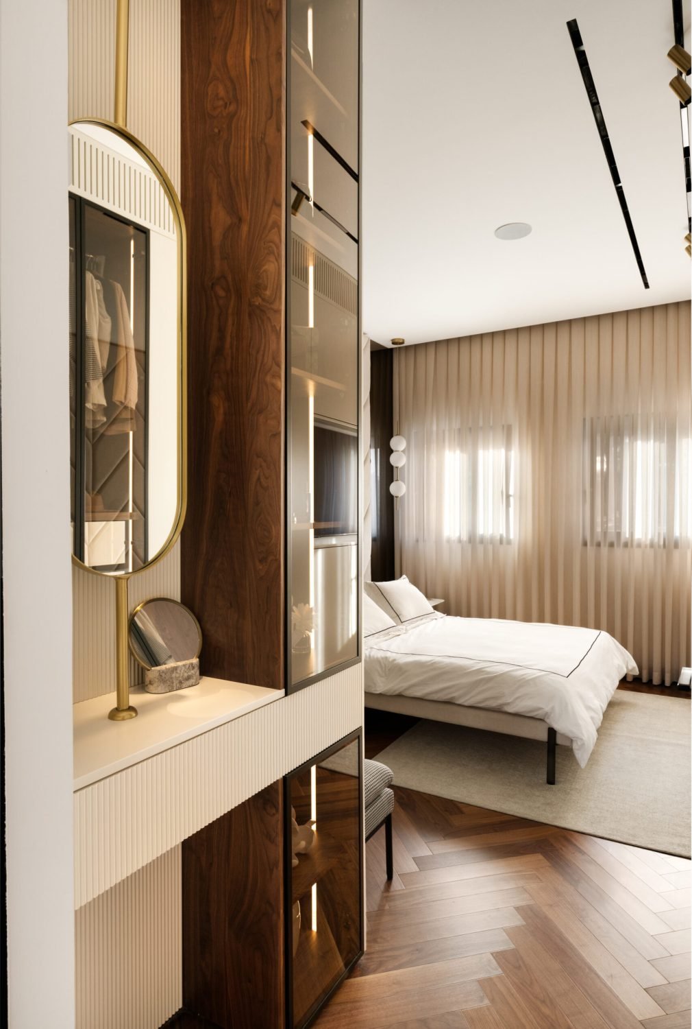 SHIRAN PILOSOF_MERHAVIA-49