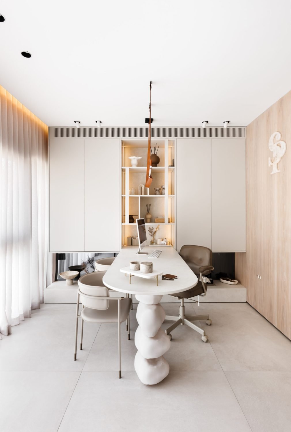 SHIRAN PILOSOF_MERHAVIA_2-34